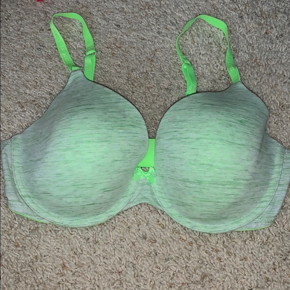 Victoria Secret T-Shirt Bra